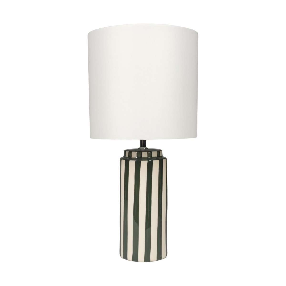 Faro 50cm Vihreä/valkoinen pöytävalaisin valmistajalta Nordic Lighting - Lampunjalka on valmistettu keraamisesta materiaalista, ja sen kermanvalkoinen jalusta ja vihre&auml;t raidat luovat eloisan mutta tasapainoisen vaikutelman.