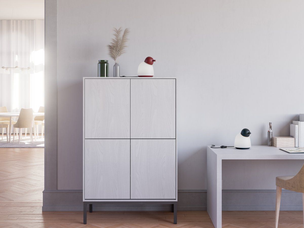 Bird 22cm Tummanpunainen pöytävalaisin valmistajalta Belid - 