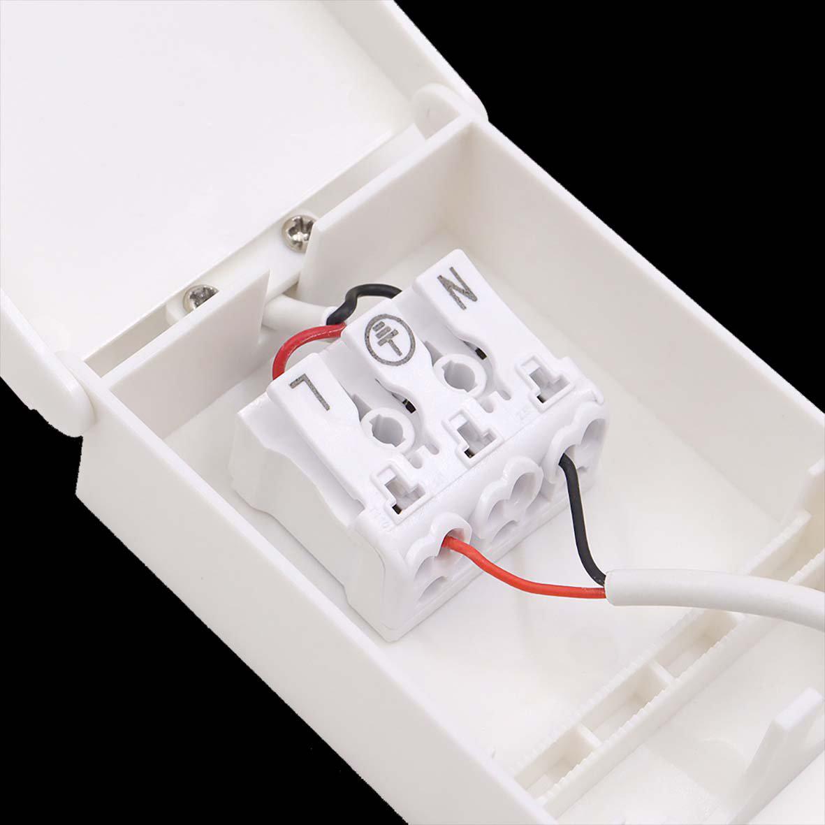 City Downlight 12/14/16W Valkoinen valmistajalta Designlight - S&auml;&auml;dett&auml;v&auml; teho ja valon l&auml;mp&ouml;tilaTeho voidaan asettaa kolmelle tasolle &ndash; 12 W, 14 W tai 16 W &ndash; ja valon l&auml;mp&ouml;tila voidaan valita 3000 K:n (l&auml;mpim&auml;mpi, miellytt&auml;v&auml; valo) ja 4000 K:n (neutraali valkoinen, hieman kirkkaampi valo) v&auml;lill&auml;.