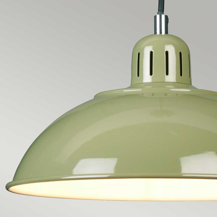 Franklin Ø30 Vihreä kattovalaisin valmistajalta Elstead Lighting - Den vita insidan av sk&auml;rmen ger en klar och bra ljusspridning.