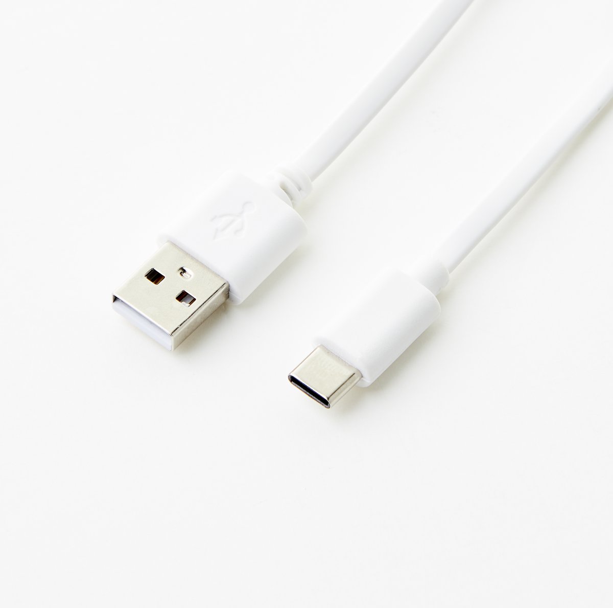 Muffin 18cm Valkoinen Siirrettävä valmistajalta Brilliant - Muffin on koristeellinen kannettava p&ouml;yt&auml;valaisin, joka on valmistettu mattavalkoisesta metallista.