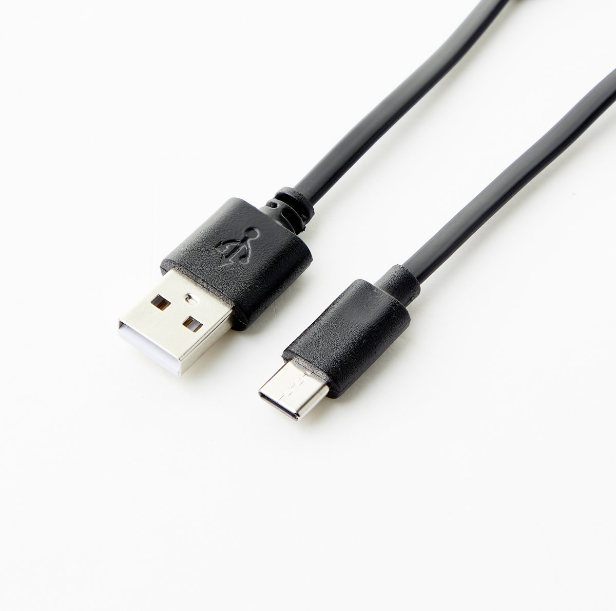 Muffin 18cm Musta Siirrettävä valmistajalta Brilliant - Muffin on koristeellinen kannettava p&ouml;yt&auml;valaisin, joka on valmistettu mattamustasta metallista.