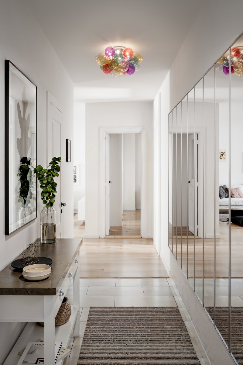 Gross Ø30 Monivärinen plafondi valmistajalta By Rydéns - Gross-perheeseen on tullut uusi j&auml;sen moniv&auml;risen lasin muodossa.