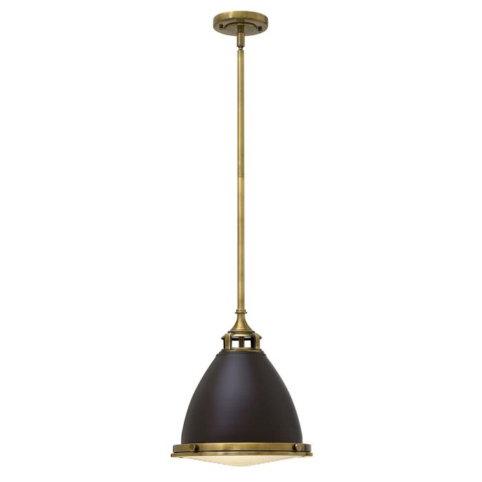 Amelia Ø32 Pronssi/messinki kattovalaisin valmistajalta Elstead Lighting - Kupolen har en etsad prismatisk bottenlins, och denna helmetalliska versionen i brons och m&auml;ssingdetaljer har en autentisk vintagelook.