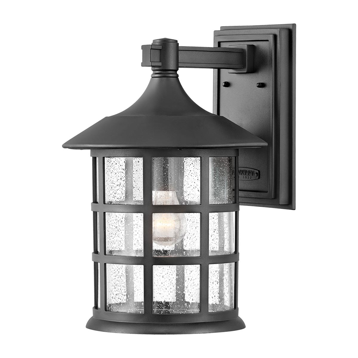 Freeport 40cm Musta ulkovalo valmistajalta Elstead Lighting - IP44-luokituksensa ansiosta Freeport on suojattu sateelta ja kosteudelta, joten se sopii erinomaisesti sisäänkäyntiin, julkisivuihin ja patioihin.