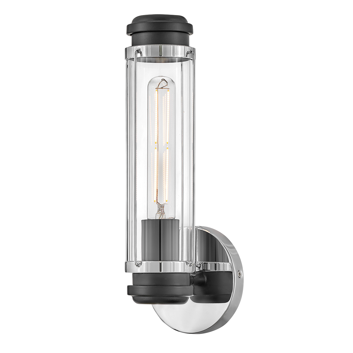 Masthead 35cm Messinki kylpyhuoneen valaisin valmistajalta Elstead Lighting - Se on valmistettu teräksestä ja lasista, ja siinä on hienostunut messinkiviimeistely yhdistettynä mustiin yksityiskohtiin, jotka luovat ylellisen ja ajattoman ilmeen.
