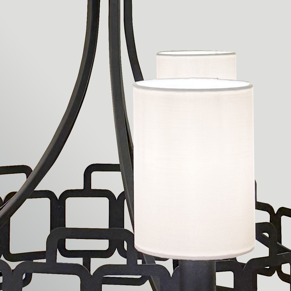 Sabina Ø72 Musta kattovalaisin valmistajalta Elstead Lighting - Sabina on elegantti kattokruunu, jossa on ilmava ja koristeellinen muotoilu.