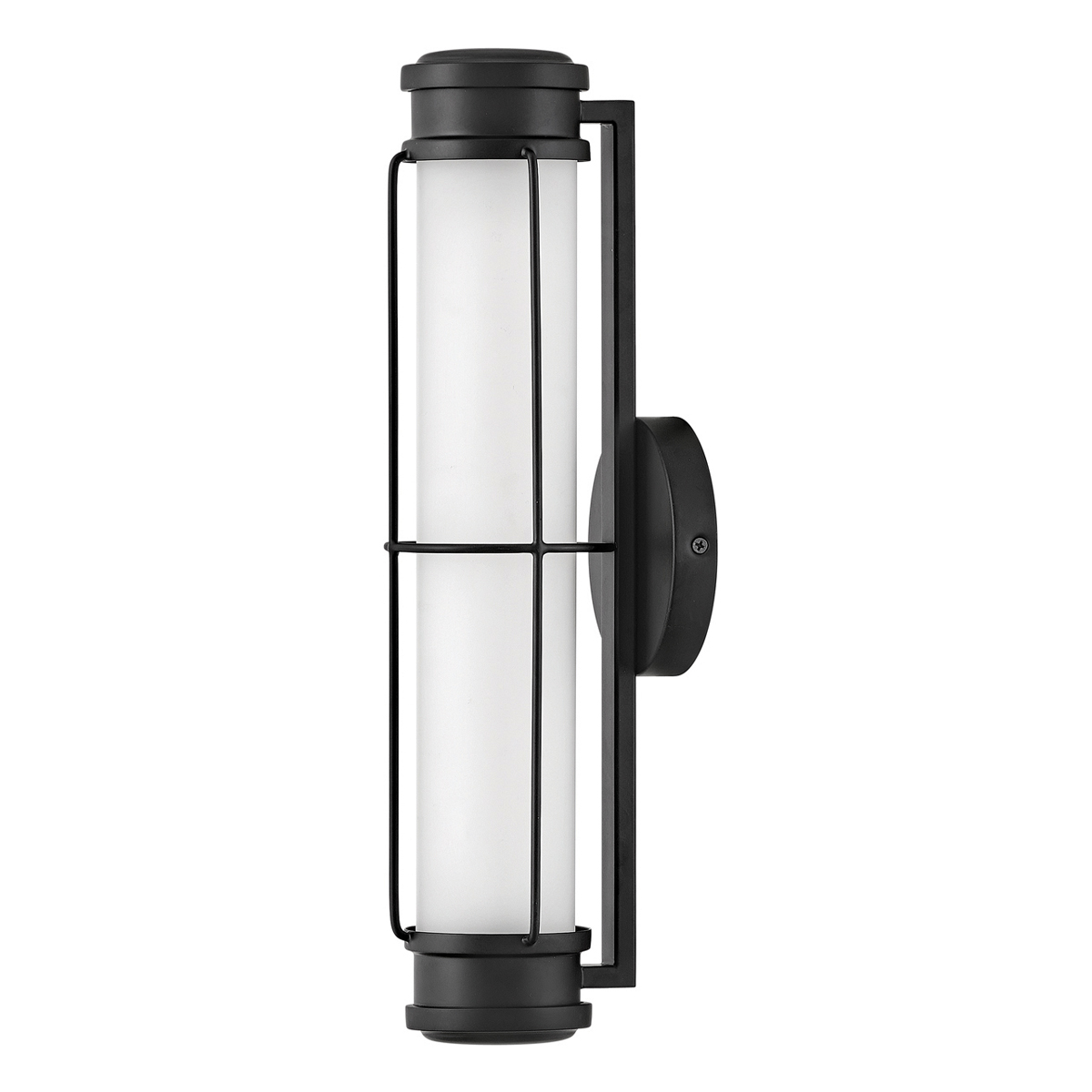 Saylor 43cm Musta kylpyhuoneen valaisin valmistajalta Elstead Lighting - Valaisin on valmistettu metallista, jossa on mattamusta viimeistely, ja siin&auml; on pitkulainen opaalilasi, joka levitt&auml;&auml; tasaista ja hienoa valoa.