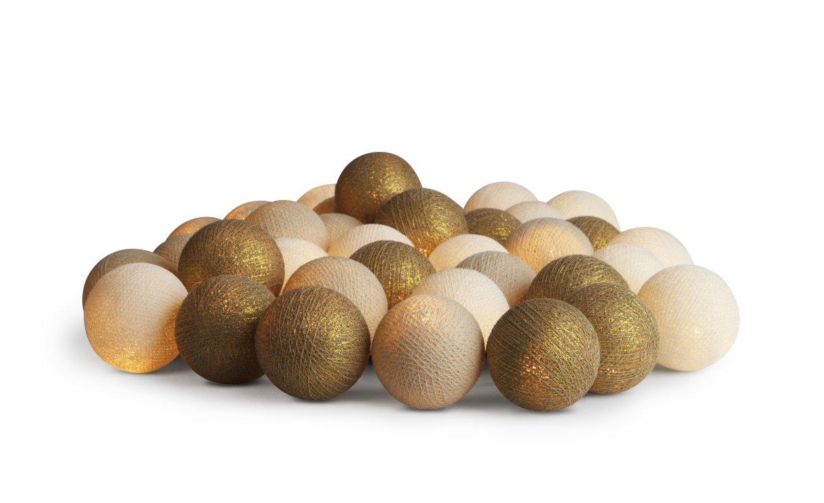 Irislights Gold 35-lights Kulta valmistajalta Irislights - Tuote on k&auml;sintehty, ja sen v&auml;riss&auml;, muodossa ja koossa voi olla vaihteluita.