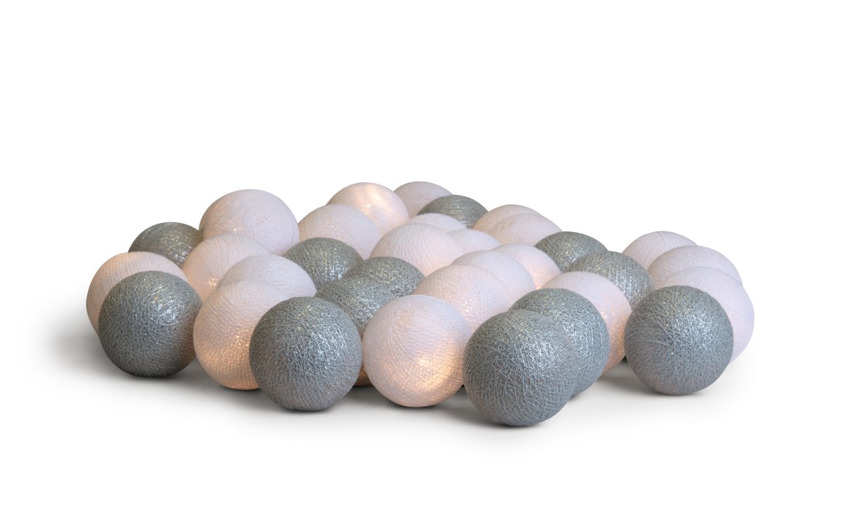 Irislights Silver 20-lights Hopea valmistajalta Irislights - Tuote on k&auml;sintehty, ja sen v&auml;riss&auml;, muodossa ja koossa voi olla vaihteluita.