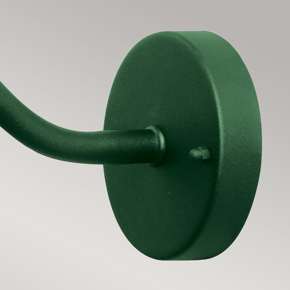 Klampenborg Ø28 Vihreä ulkovalo valmistajalta Elstead Lighting - Lamppu on IP44-luokiteltu ja sillä on vaikuttava 15 vuoden takuu, joten se on sekä käytännöllinen että pitkäikäinen.