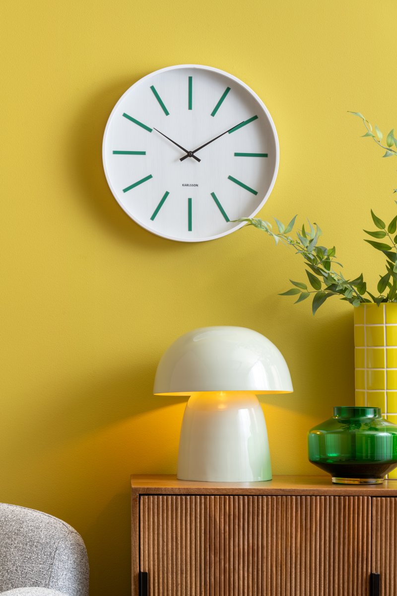 Masivo Seta 34cm Vihreä pöytävalaisin valmistajalta Leitmotiv - Reilun kokoinen ja pehmeä sienenmuotoinen valaisin antaa rauhallisen mutta samalla ilmeikkään vaikutelman.