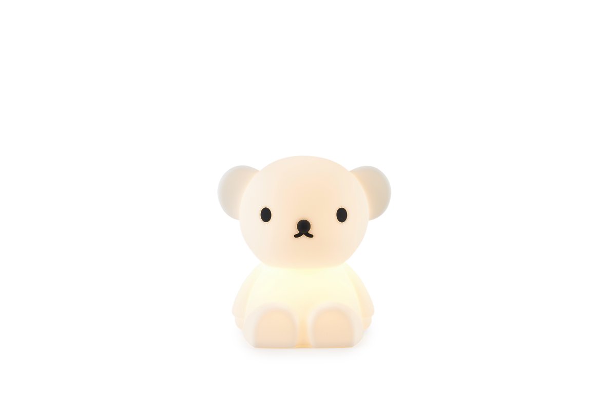 Boris First Light Valkoinen lasten valaisin valmistajalta Mr Maria - Boris First Light on valmistettu pehmeästä silikonista, joka ei sisällä BPA:ta.