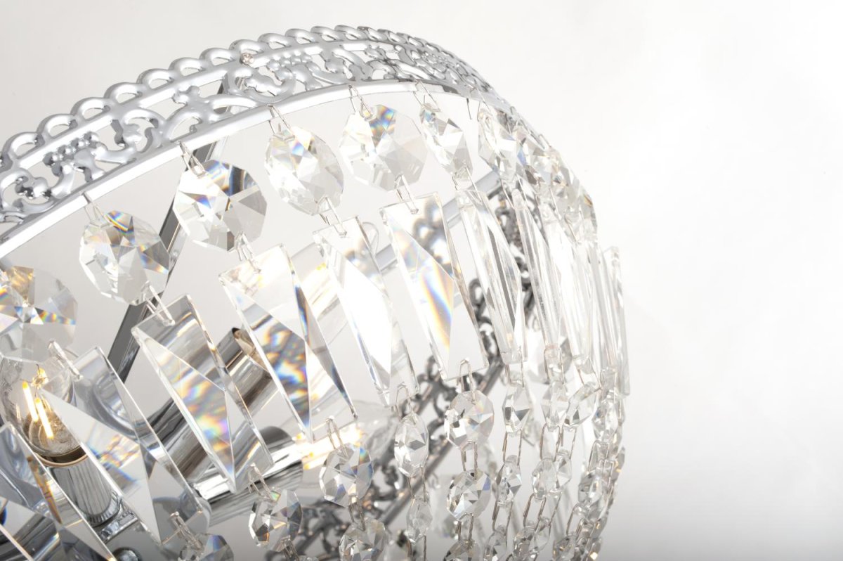 Classic Ø45 Kromi kristalli valmistajalta Norrsken Design - Tässä kattovalaisimessa yhdistyy klassinen viehätys ja ylellinen, moderni kosketus.