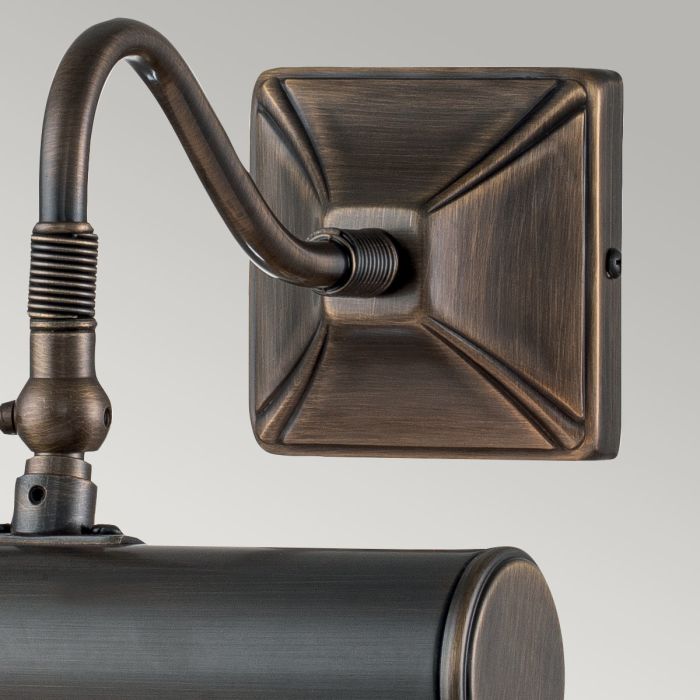 Picture 19cm Pronssi valmistajalta Elstead Lighting - Yksinkertainen sarja tyylikkäitä ja tyylikkäitä kuvavaloja pronssisina.