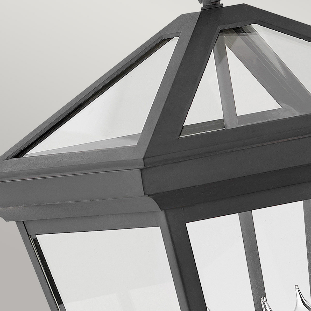 Alford Place 54cm Musta ulkovalo valmistajalta Elstead Lighting - Alford Place &auml;r en klassisk och elegant fasadlampa som kombinerar tidl&ouml;s design med h&ouml;g kvalitet.