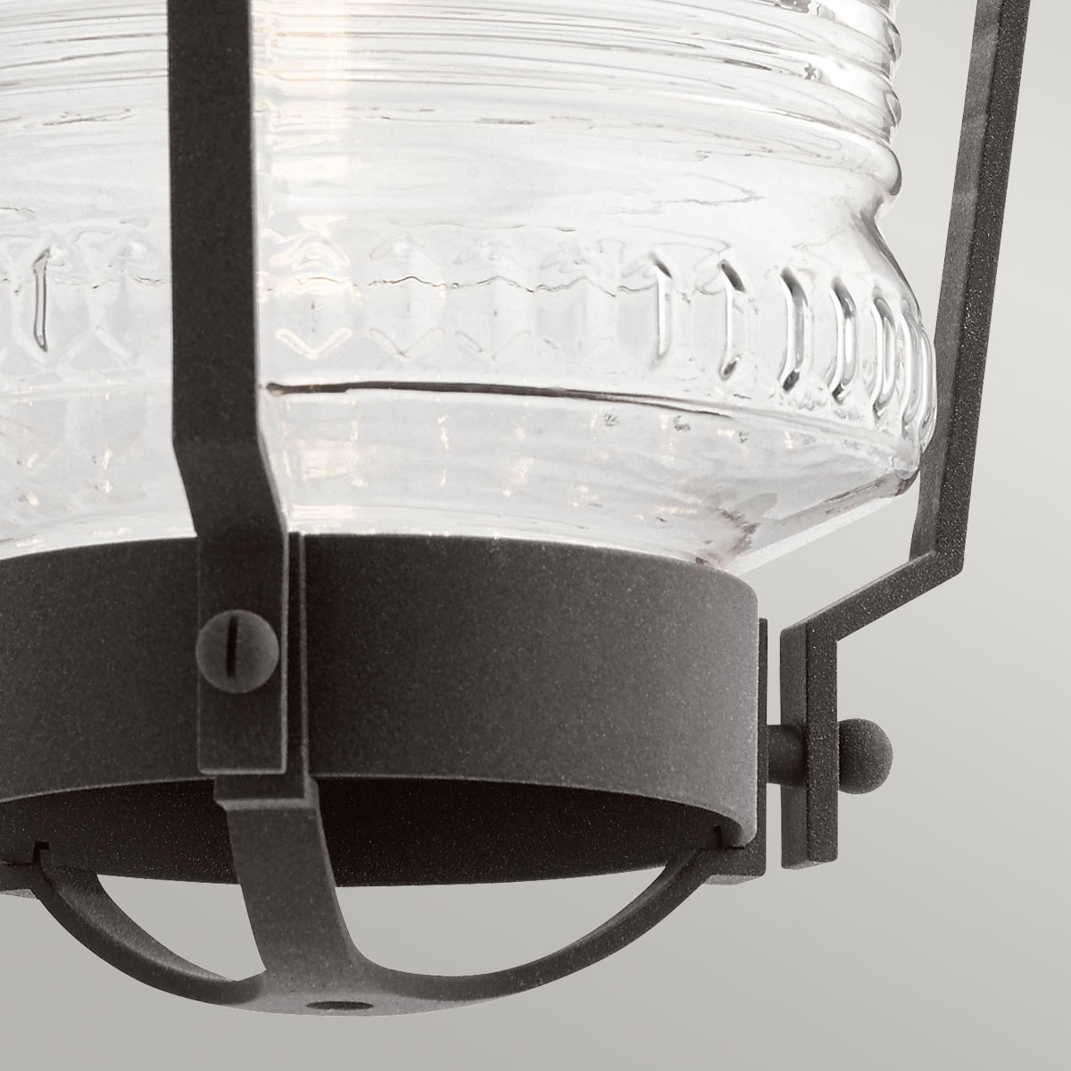 Chance Harbor 55cm Sinkki ulkovalo valmistajalta Elstead Lighting - Chance Harbor &auml;r en klassisk och robust fasadlampa med en design inspirerad av maritim stil.