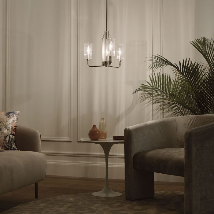 Kimrose Ø45 Nikkeli kattovalaisin valmistajalta Elstead Lighting - Sylinterimäiset lasivarjostimet ovat kirkkaita ja uurrettuja pystysuorilla urilla, mikä luo ainutlaatuisen ja hienovaraisen valoefektin.