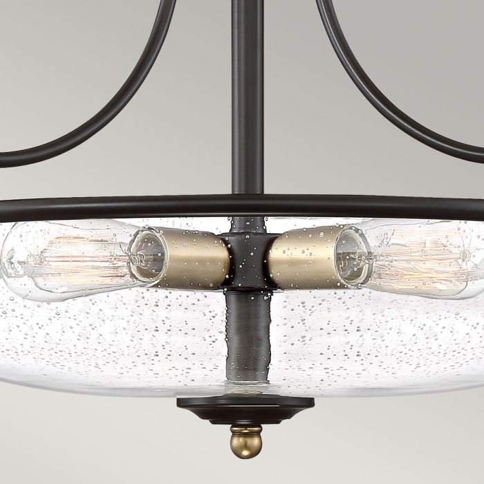 Griffin Ø53 Pronssi plafondi valmistajalta Elstead Lighting - Den klara bubbelglas-sk&auml;rmen framh&auml;ver ljusk&auml;llorna och ger en bra och fin ljusspridning i rummet.
