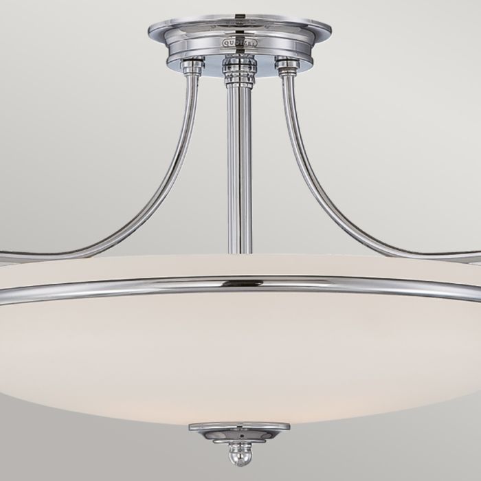 Griffin Ø42 Kromi plafondi valmistajalta Elstead Lighting - Den etsade sk&auml;rmen &auml;r vitm&aring;lad p&aring; insidan, vilket sprider ljuset j&auml;mnt och skapar en behaglig belysning i hemmet.