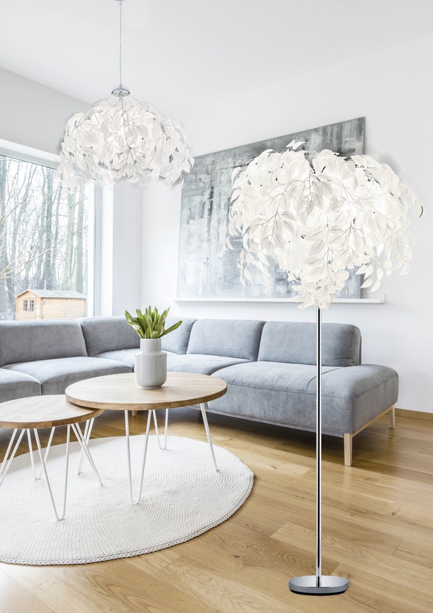 Leavy Valkoinen lattiavalaisin valmistajalta Trio Lighting - Leavy-lattiavalaisin on ainutlaatuinen ja vaikuttava ominaisuus kotiisi koristeellisilla muovilehtill&auml;&auml;n, jotka antavat sille selke&auml;n ja lumoavan tyylin.
