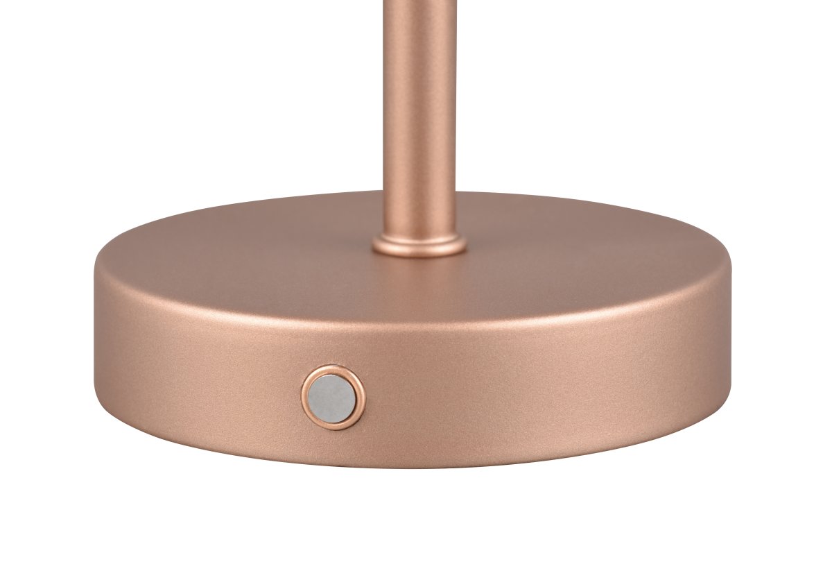 Jeff 30cm Ruskea Siirrettävä valmistajalta Trio Lighting - Ladattavan akun ja helpon latauksen USB-C-portin kautta se voidaan sijoittaa minne tahansa ilman kaapeleita ja luoda kodikkaan valon tunnelman.