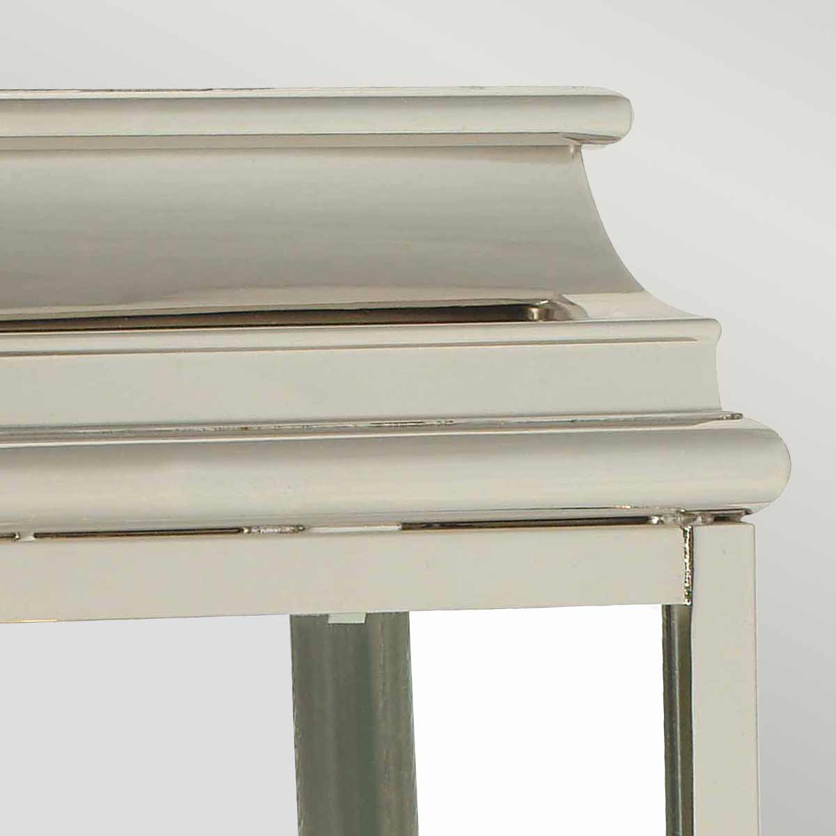 St Martins 30cm Nikkeli ulkovalo valmistajalta Elstead Lighting - Valmistettu kiinteästä messingistä ja kirkkaasta lasista, se tarjoaa tukevan ja kestävän rakenteen, joka kehittää kauniin patinan ajan myötä.
