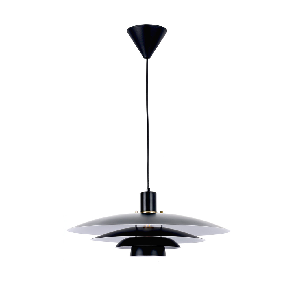 Stealth Ø50 Musta kattovalaisin valmistajalta Nordic Lighting - Stealth on ajaton riippuvalaisin, jonka halkaisija on 50 cm ja joka on valmistettu mustasta metallista.