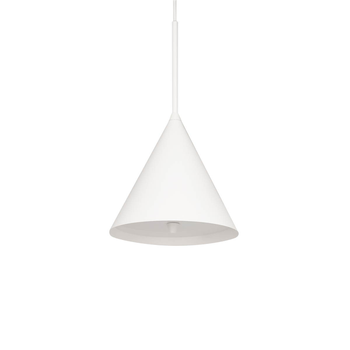 Idre Ø20 Vit kattovalaisin valmistajalta Armaturhantverk - Nedtill har lampan en akrylsk&auml;rm som bidrar till en j&auml;mn ljusspriding men ocks&aring; till att undvika bl&auml;ndning.