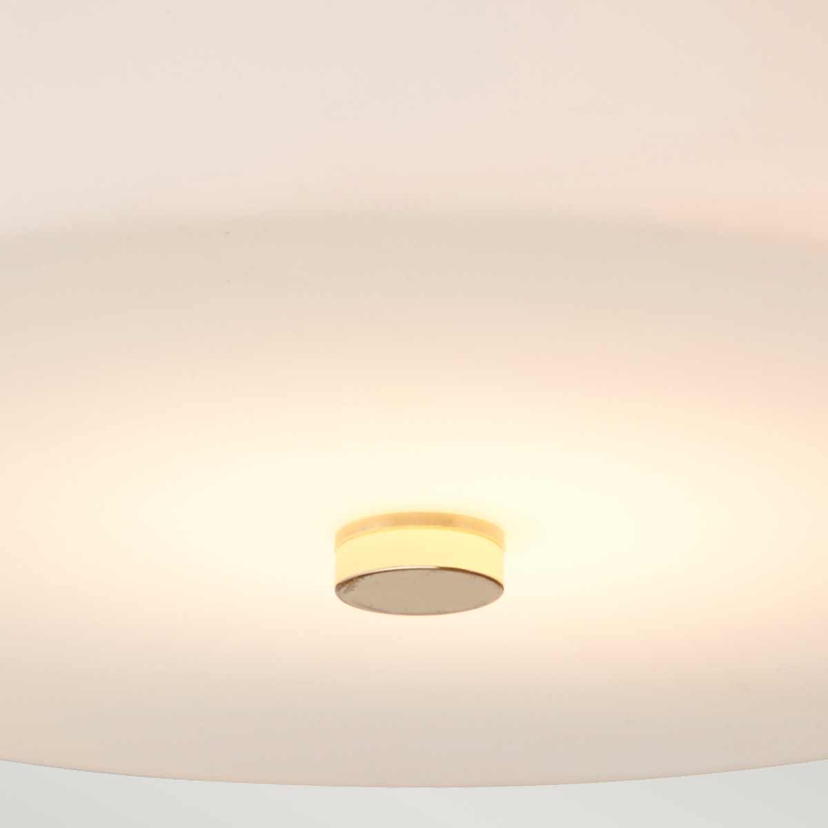 Tamar Ø24 Kiillotettu kulta kylpyhuoneen valaisin valmistajalta Elstead Lighting - Tamar-plafoni kiillotettuna kullanvärinen on tyylikäs ja toimiva valaistusratkaisu, joka sopii täydellisesti kylpyhuoneisiin IP44-luokituksensa ansiosta, mutta sopii myös käytäviin ja huoneisiin, joissa on matala katto.