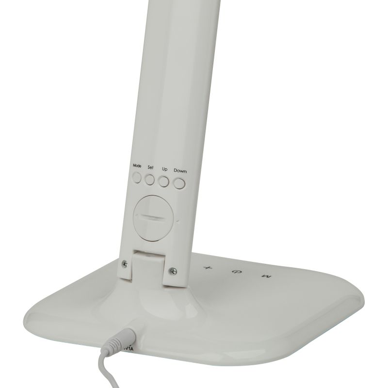 Glenn 55cm Valkoinen työpöytävalaisin valmistajalta Brilliant - Säädettävän lampunpään ja nivelten ansiosta valoa on helppo kohdistaa sinne, missä sitä tarvitaan, ja valaisimessa on sekä USB-portti latausta varten että kello, jossa on herätys, päivämäärä ja lämpötilanäyttö.