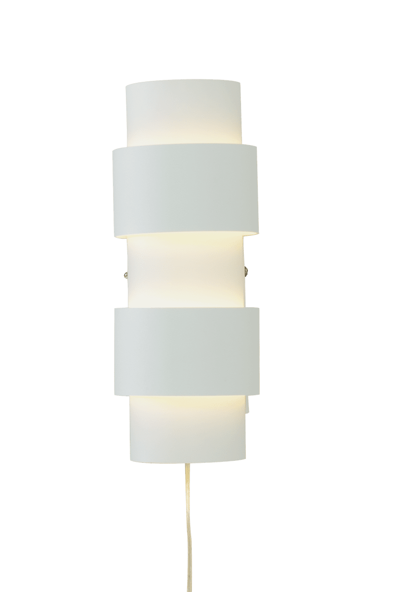 Lorena 26cm Valkoinen seinävalaisin valmistajalta Aneta Lighting - Lorena on yksinkertainen mutta tyylik&auml;s sein&auml;valaisin, joka luo koristeellisen valopisteen huoneeseen.